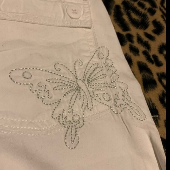 Faded Glory 3/4 length Pants - Picture 4 of 6